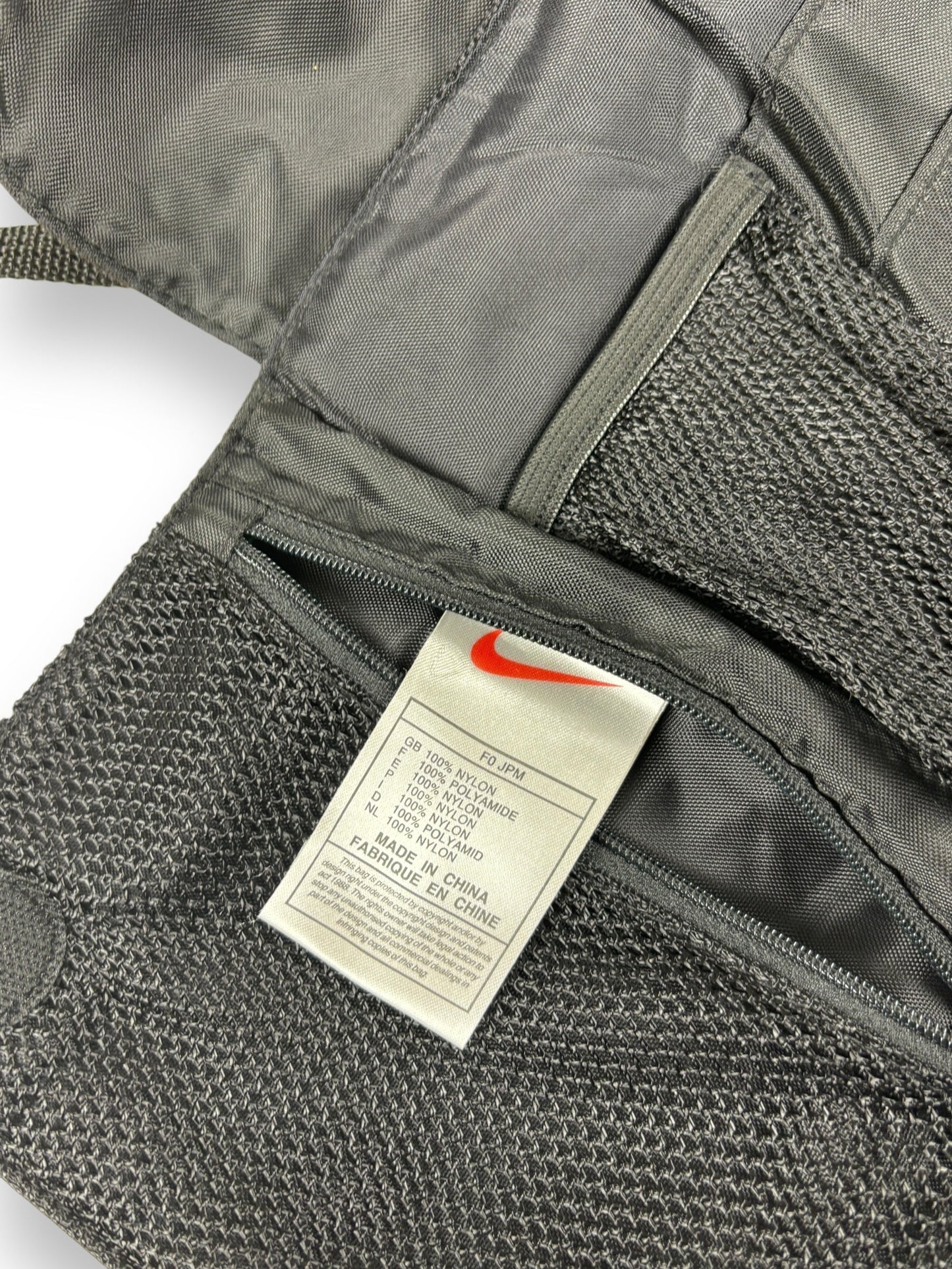 1990s Nike multipocket convertible clip bag