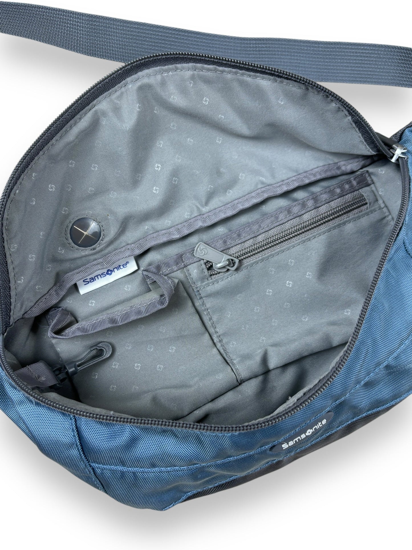 2000s Samsonite bum bag
