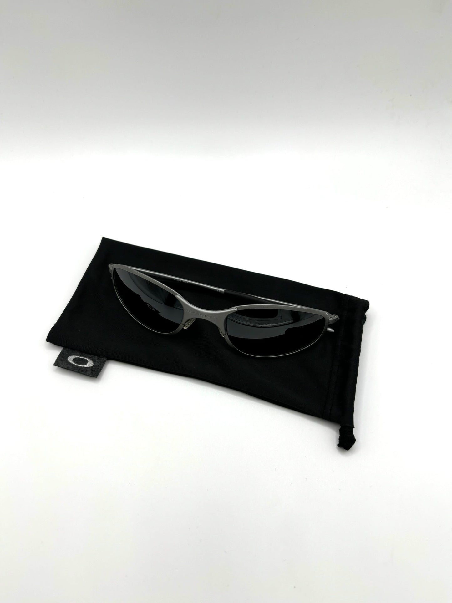 Deadstock Oakley A wire Thick sunglasses