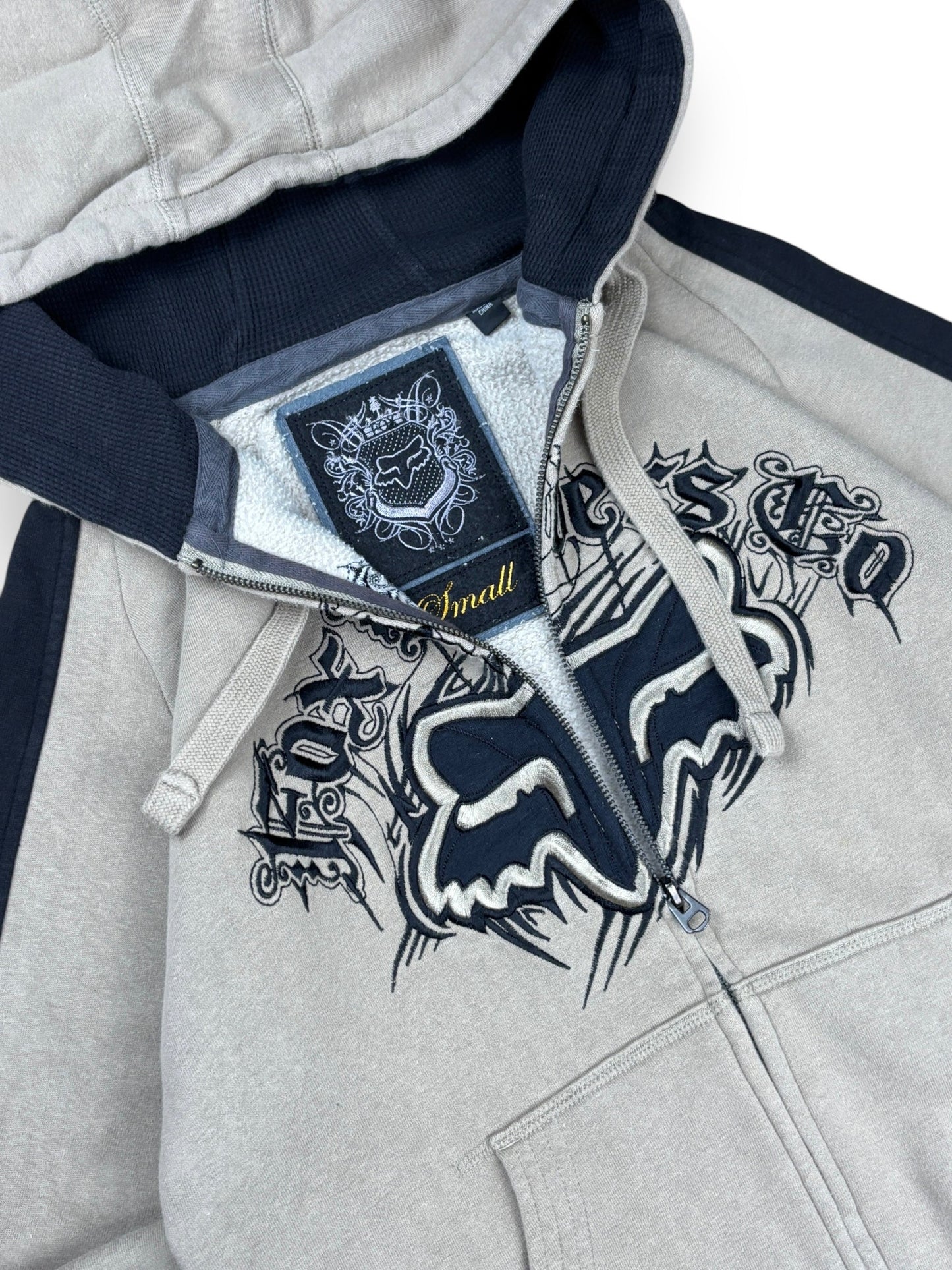 Deadstock 2000s Fox zipped hoodie - S