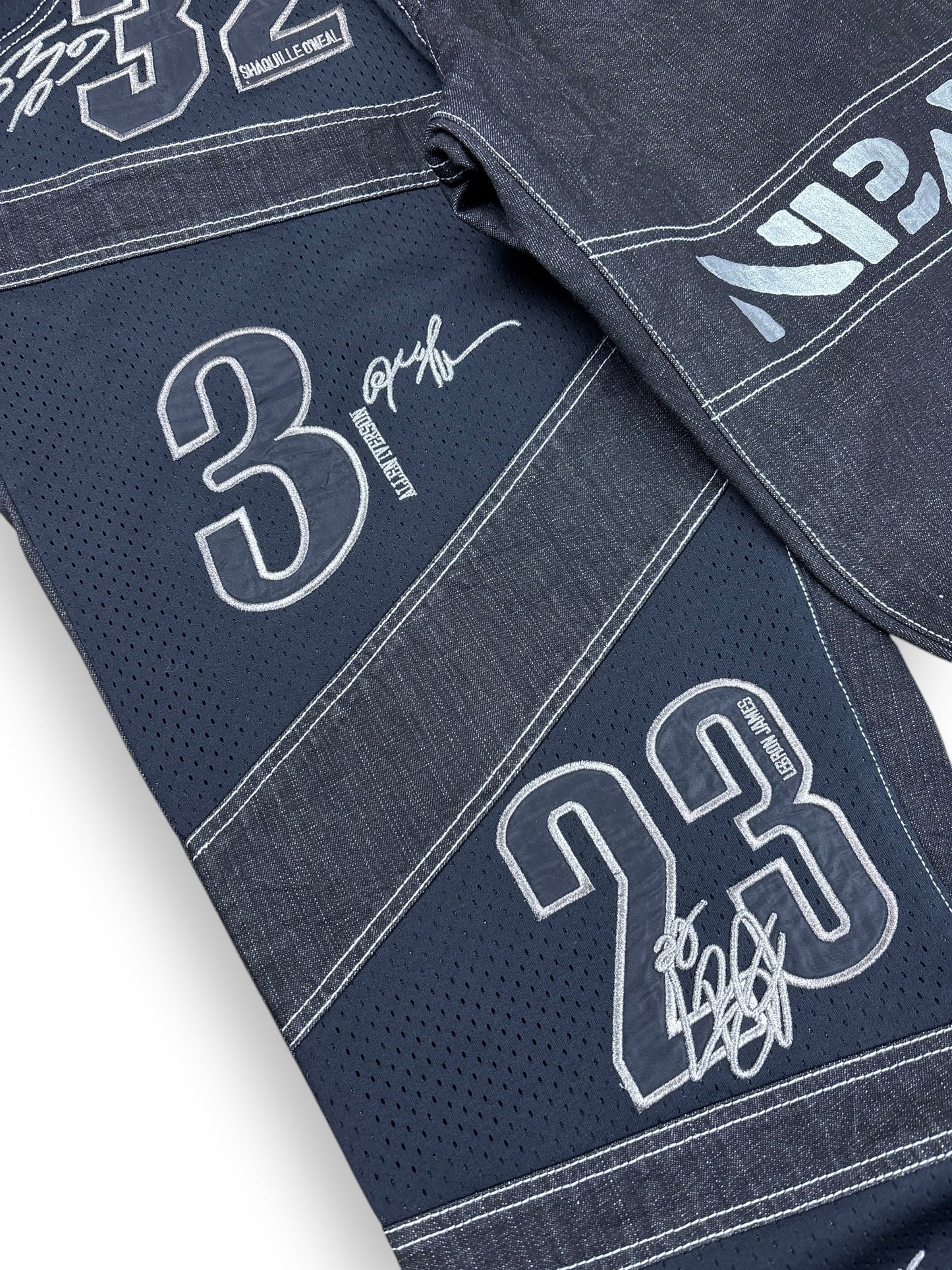 Deadstock 2000s NBA baggy jeans - 34