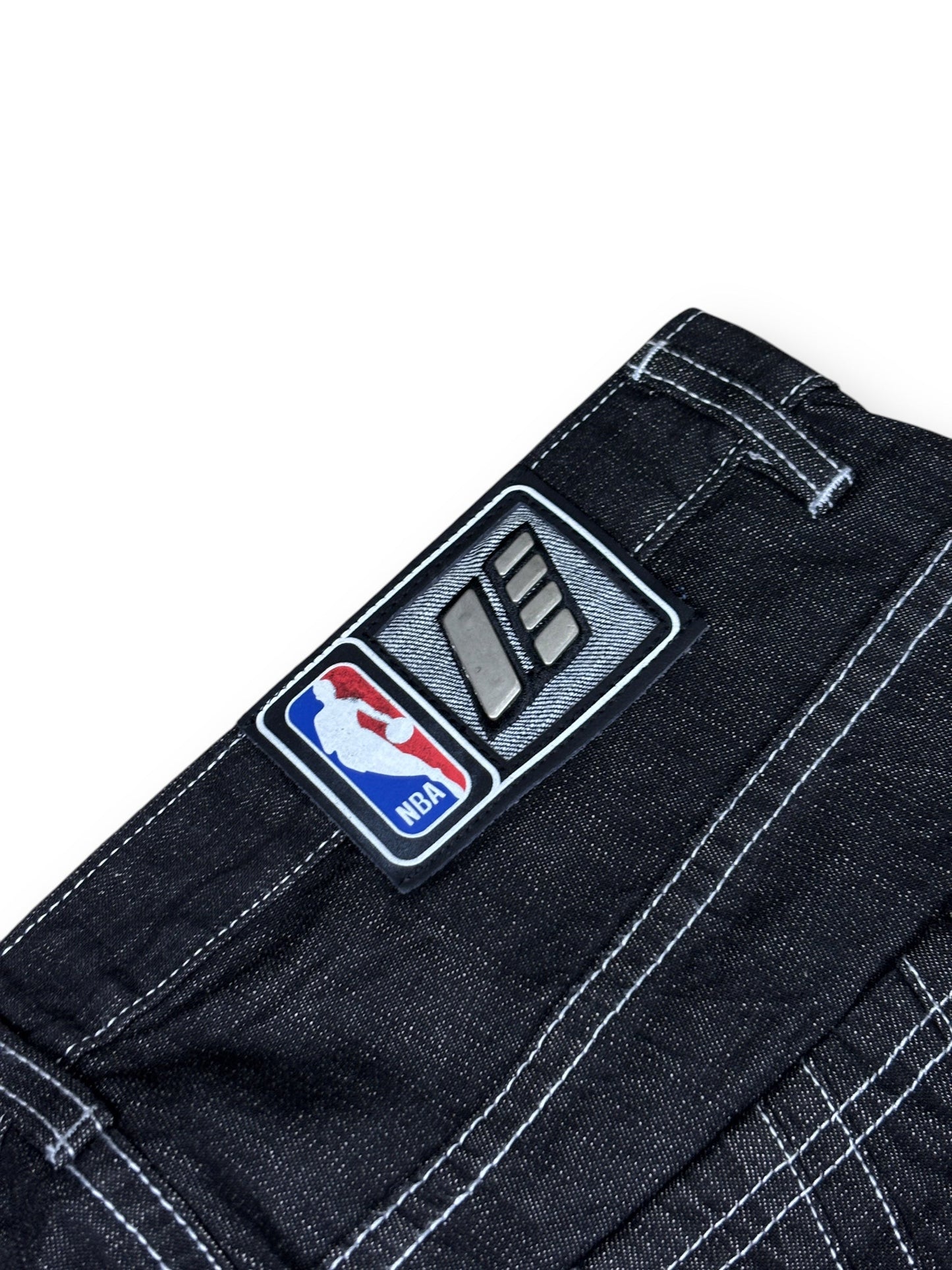 Deadstock 2000s NBA baggy jeans - 34